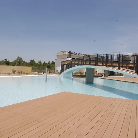דירה Lovely Flat In A Modern With Pool *